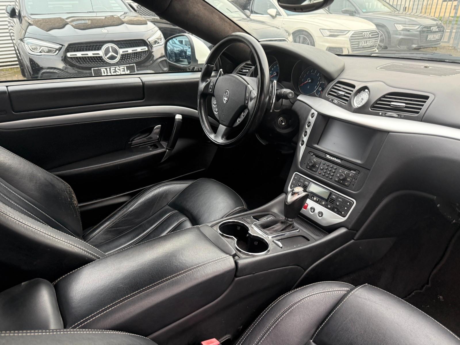 MASERATI GRANTURISMO - 4,2 - 405 CV - XENON - BVA - ALCANTARA