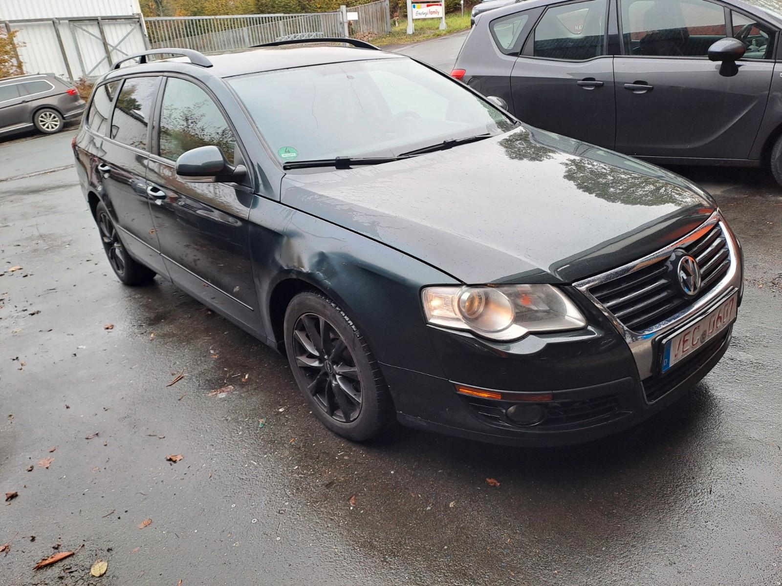 Volkswagen Passat 2008 — rear view