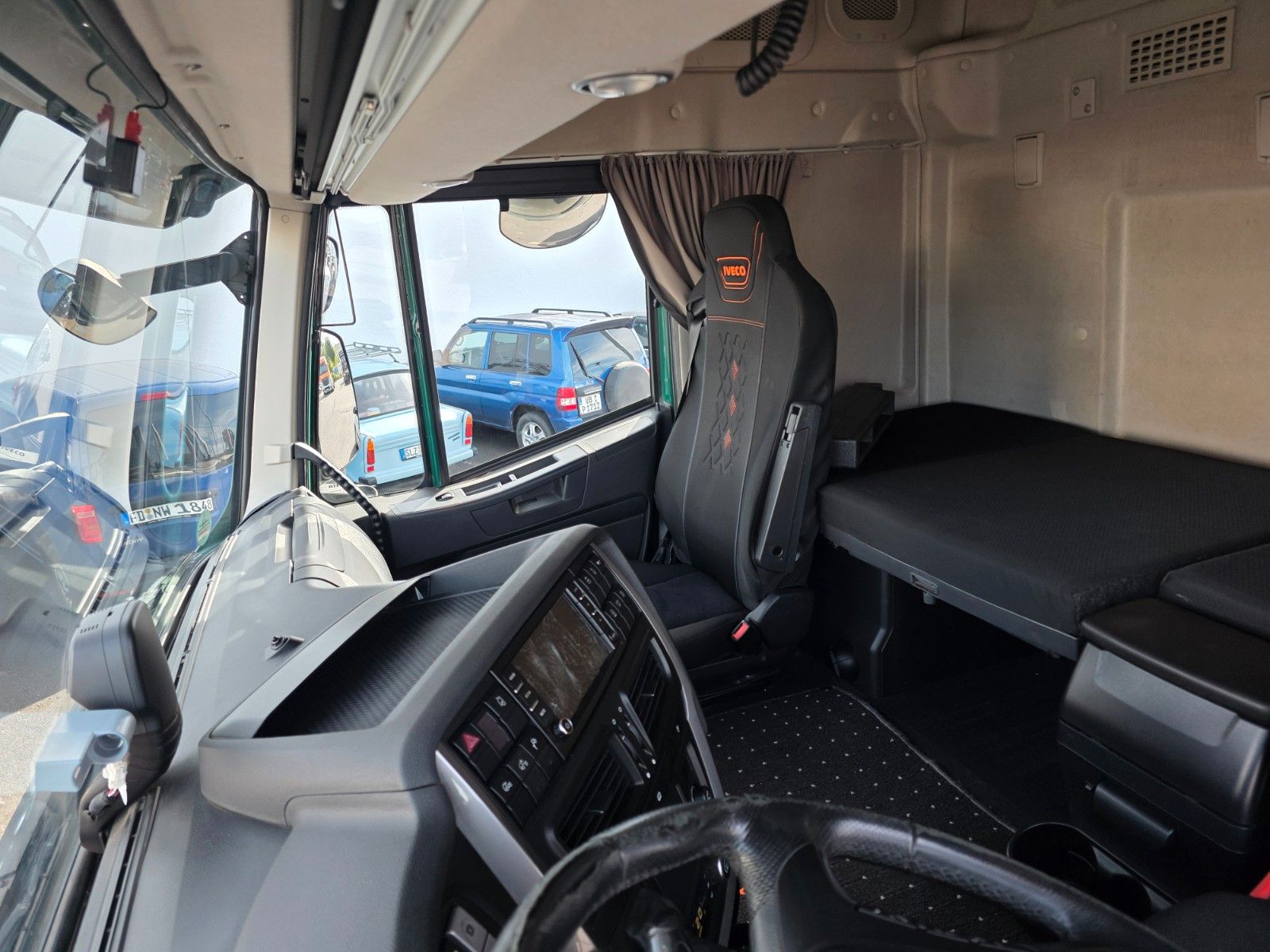 Fahrzeugabbildung Iveco X-Way 510 6x4 Cranab TZ12 2 Intarder