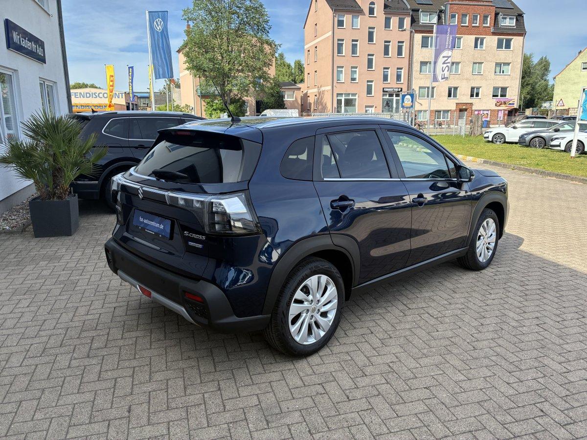 Suzuki S-CROSS 1.4 COMFORT MHEV RFK LED ACC