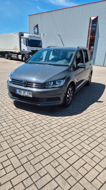 Image of Volkswagen Touran