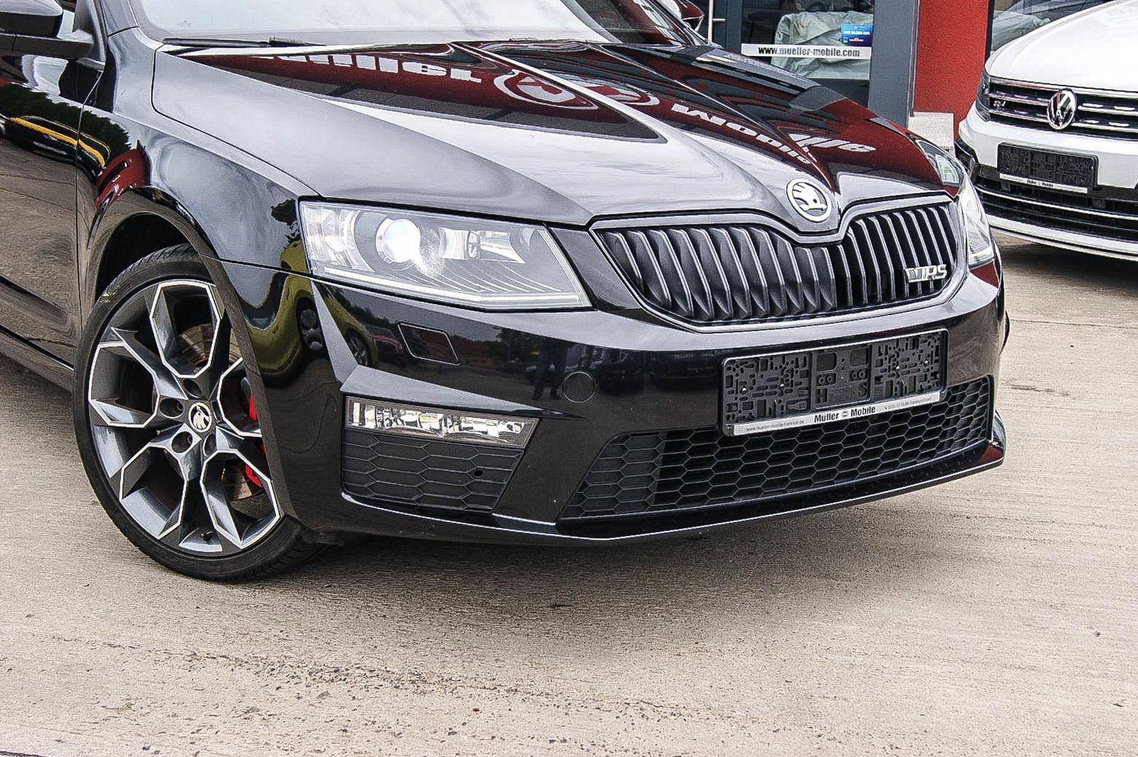 Fahrzeugabbildung SKODA Octavia Combi RS 20TSI CHALLENGE XL LEDER XENON