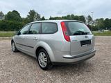 Ford Focus Turnier Fun X 1.6 Klima Radio CD - Ford Focus aus 2007: Kombi