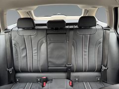 Fahrzeugabbildung BMW 520d Touring Aut. Leder Navi LED Harman