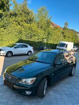 Lexus IS 200 Sport, für Sammler aus Frauenhand 1. Hd. - Lexus IS 200 mit Benzin-Antrieb