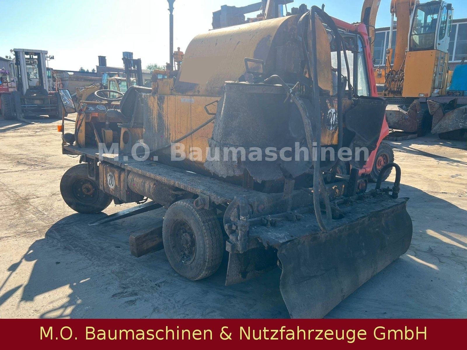 Fahrzeugabbildung Andere Breining SF / Bitumensprayer /