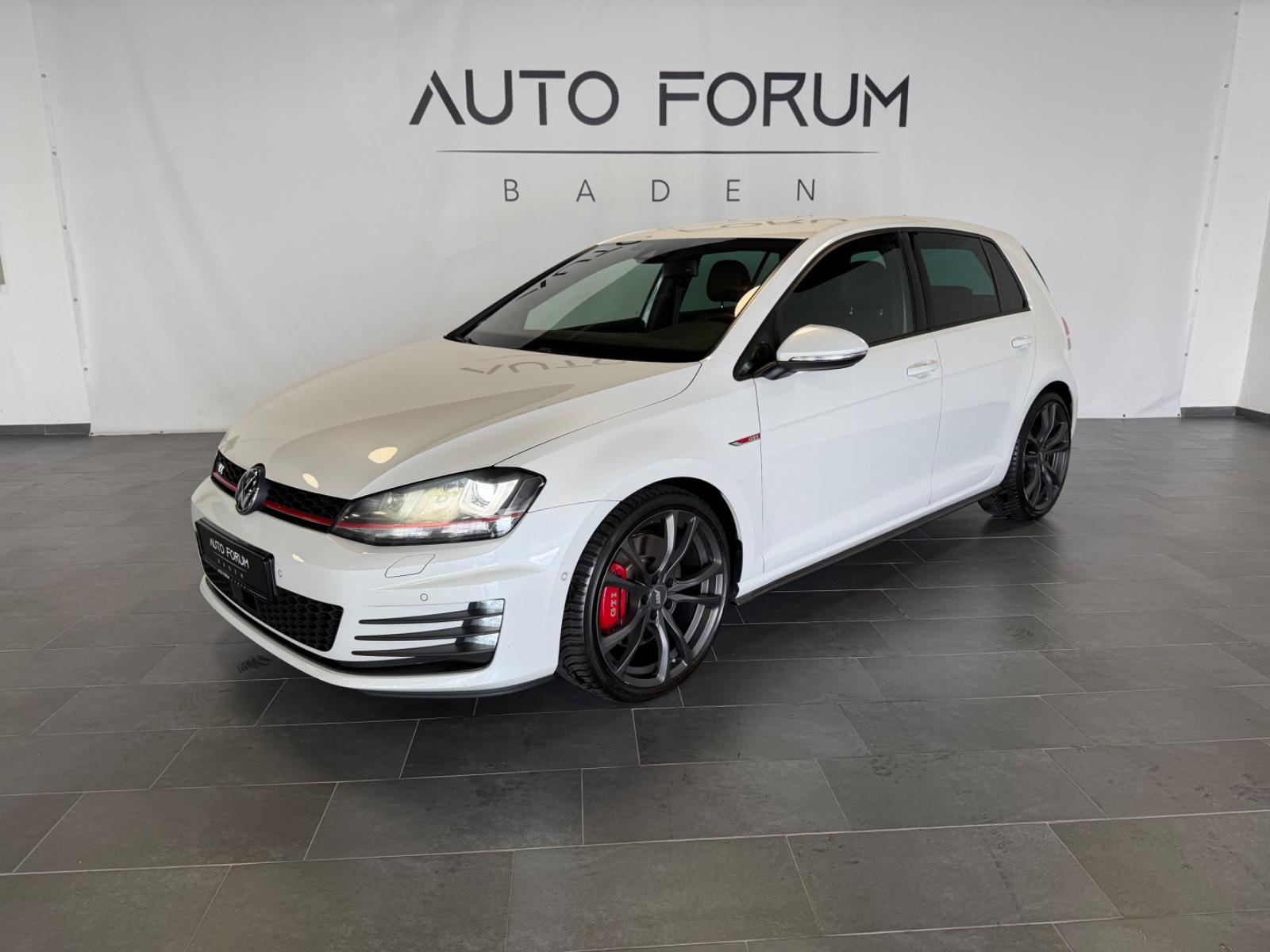 Volkswagen Golf VII Lim. GTI Perf*Key*Lane*ACC*RFK*Leder*