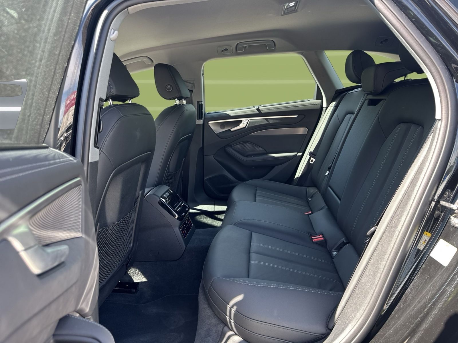 Audi A6 - Bild 15