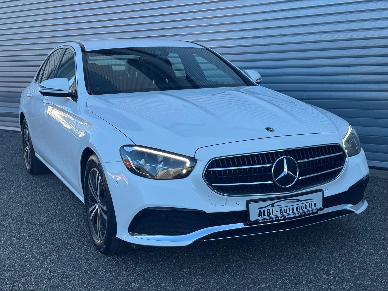 Mercedes-Benz E 220d Limousine NAVI LED AHK  PARKLENK ***