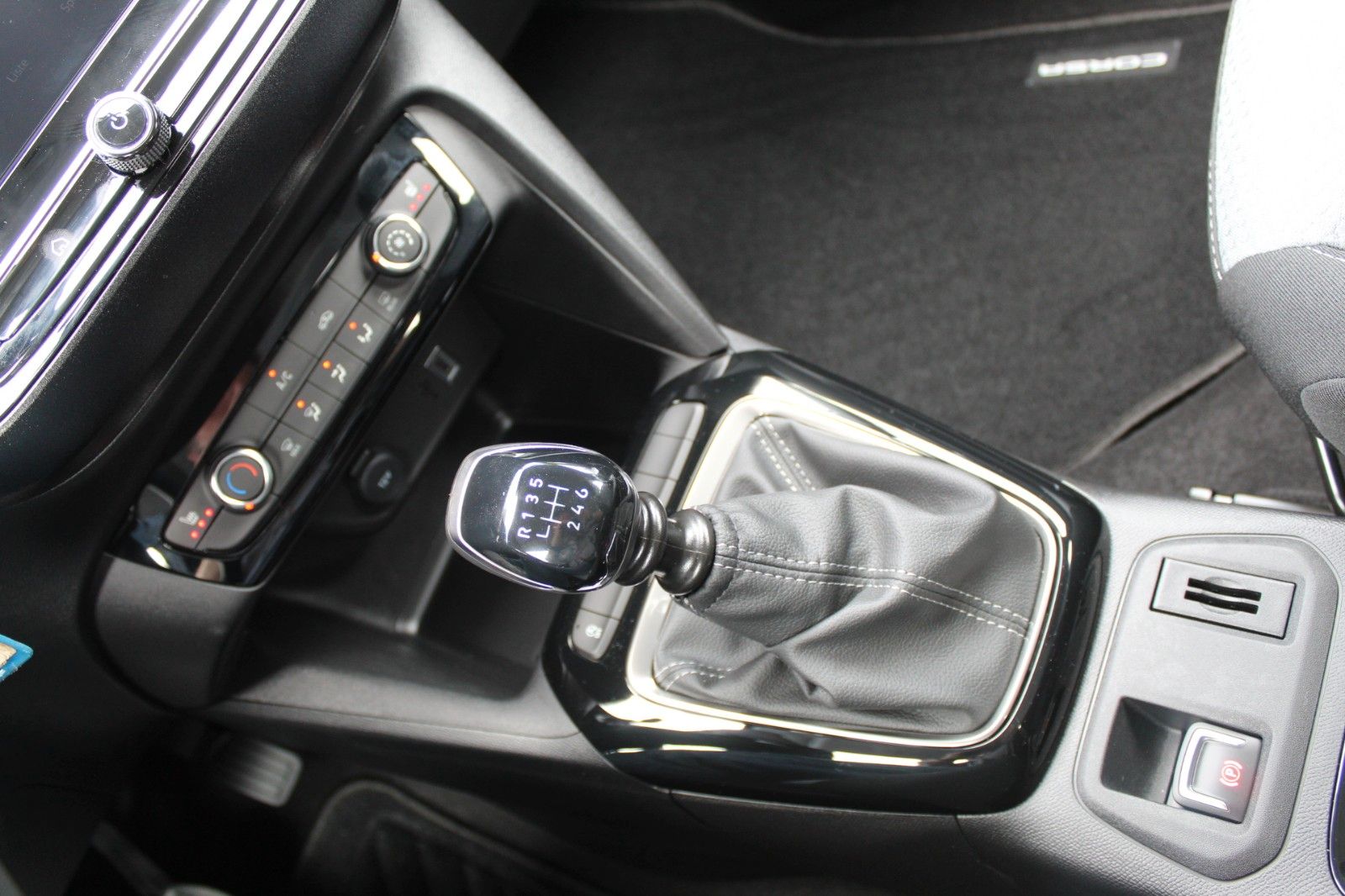 Fahrzeugabbildung Opel Corsa F Edition*PDC*Multimedia*SHZ*LHZ