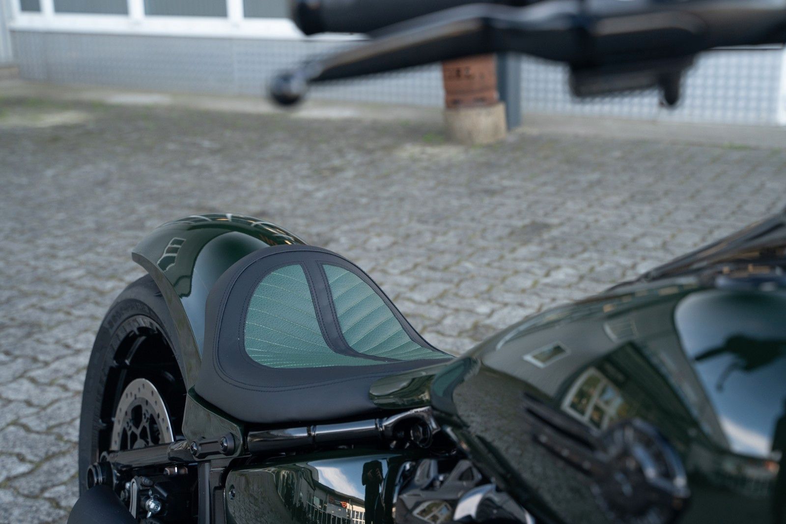 Fahrzeugabbildung Harley-Davidson GREEN DARK FAT BOY FLFBS 114 MY24 -JEKILL&HYDE-