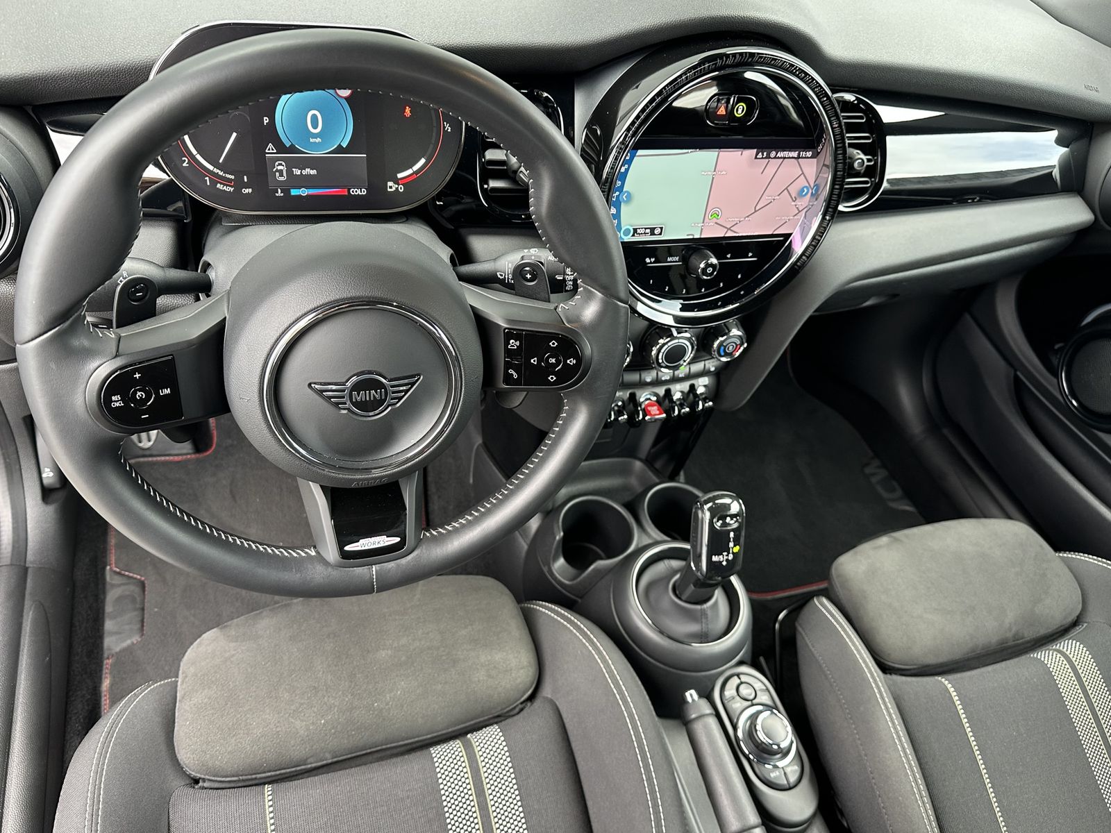 Fahrzeugabbildung MINI John Cooper Works Sport-Aut. NAV+LED+KAM+ACC+VC