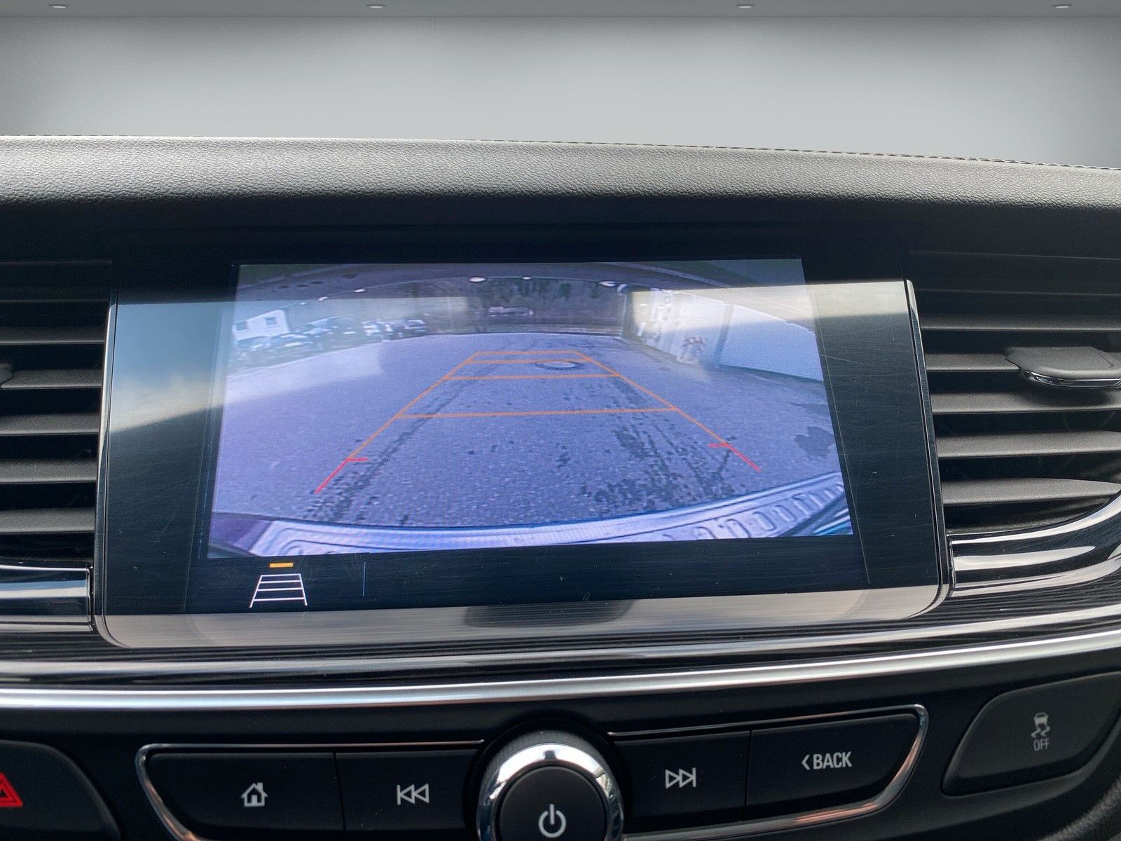 Fahrzeugabbildung Opel Insignia 2.0 BiTurbo Diesel Exklusive Aut 4x4 ST