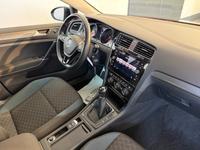Volkswagen Golf VII LIM IQ.DRIVE STAST*CLIMATIC*PDC*NAVI*LM