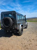 Land Rover Defender 110 Td4 Station Wagon Fahrwerk Engage - gebrauchte Land Rover Defender aus dem Jahr 2009
