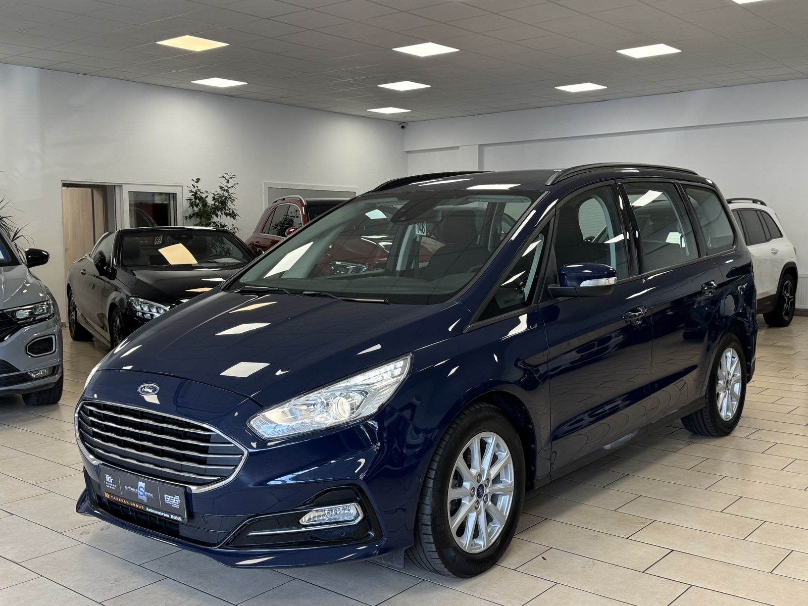 Ford Galaxy Trend 7-Sit Sport AHK Navi R.Cam Notbrems