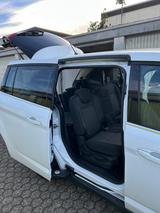 Ford Grand C-Max 2,0TDCi 110kW PowerShift Titaniu... - Ford Grand C-Max von privat