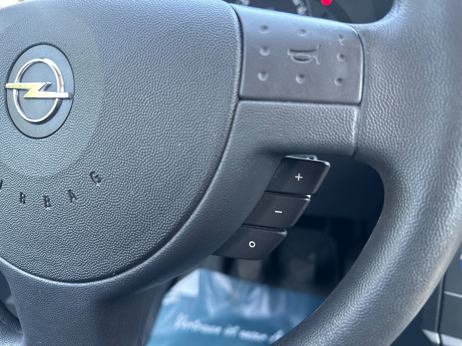Fahrzeugabbildung Opel Meriva Edition/II.Hand/Klima/SHZ/TÜV:07.2027/