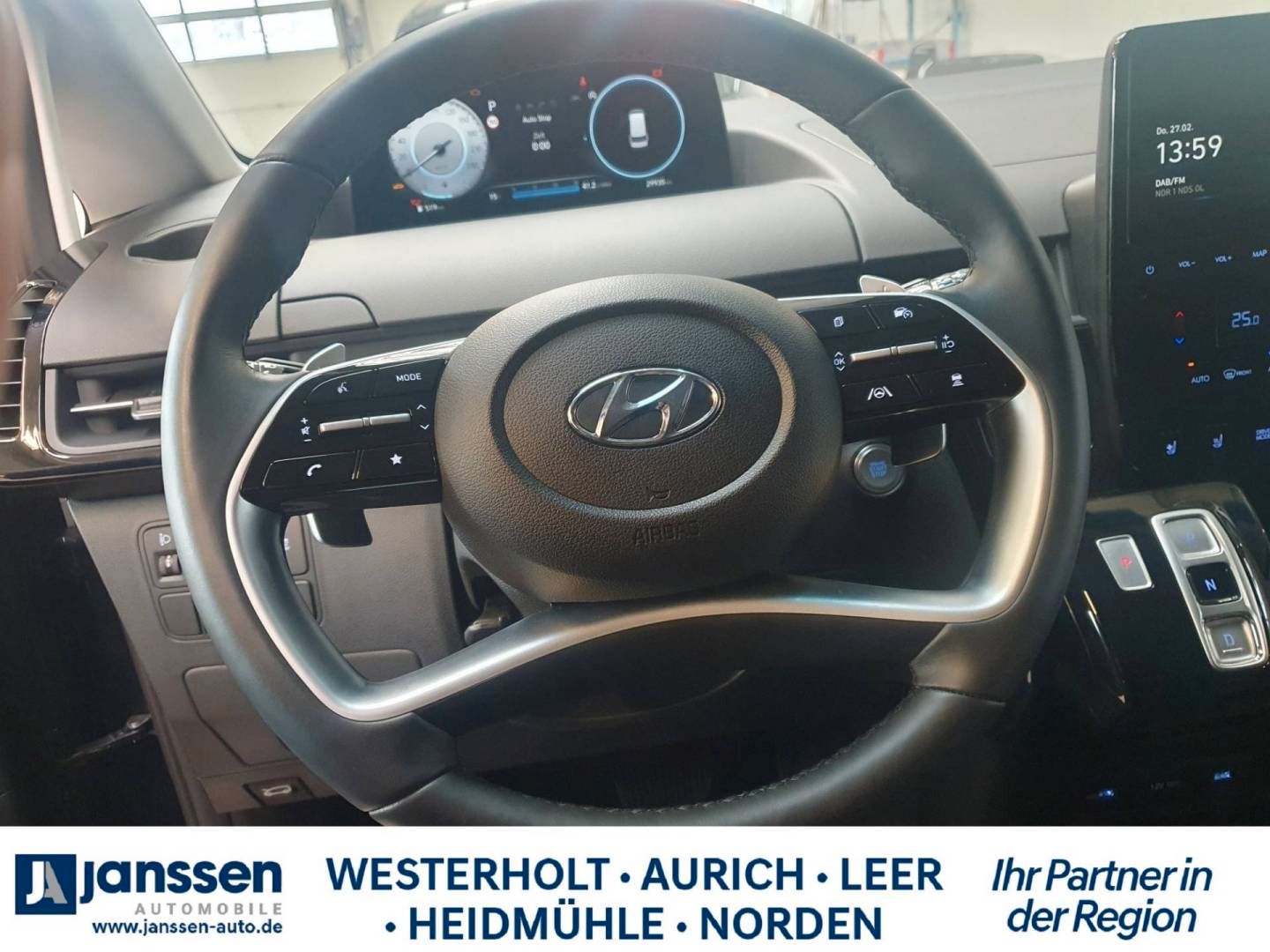 Fahrzeugabbildung Hyundai STARIA 9-Sitzer 2.2 CRDi 8 A/T 2WD (177PS) PRIME