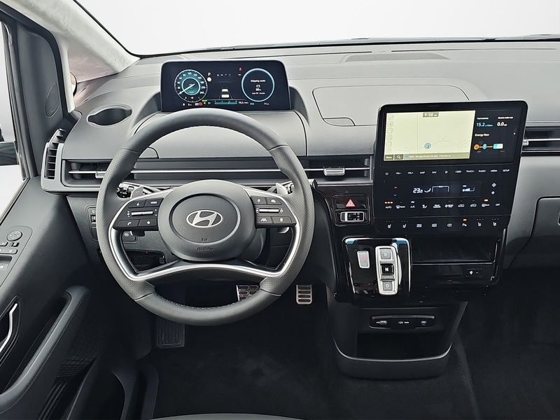 Fahrzeugabbildung Hyundai STARIA HEV 7-Sitzer Signature Panoramadach