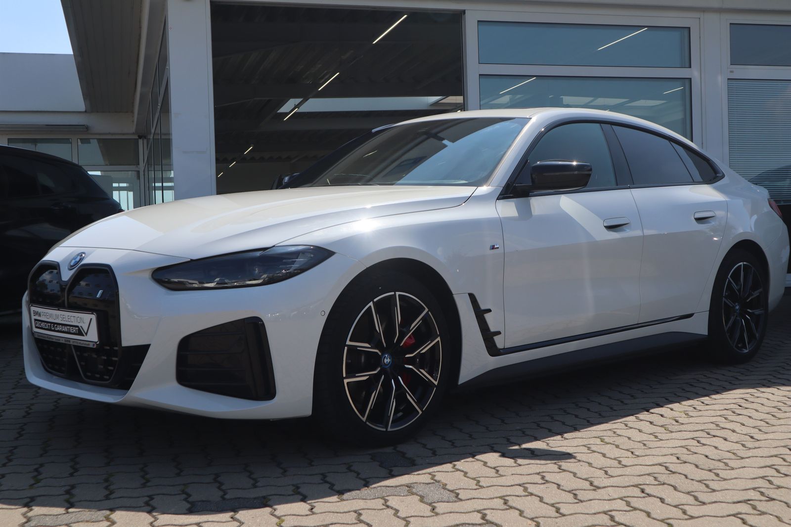 BMW i4 eDrive35 Gran Coupé M Sport Pro HK Memory foto 1