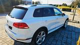 Volkswagen Touareg 3.0 V6 TDI SCR Tiptronic - - VW Touareg Gebrauchtwagen in Stuttgart