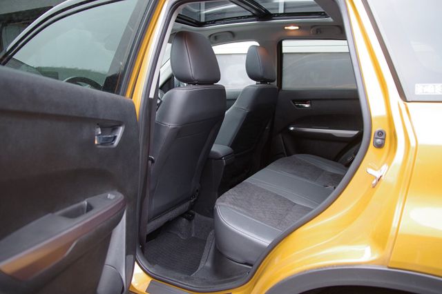 Suzuki Vitara 1.4 Comfort+ 4x4*Pano,ACC,AHK,LED,Kamera*