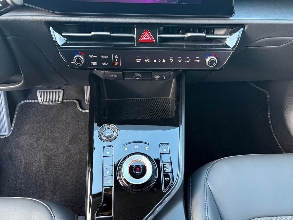 Fahrzeugabbildung Kia Niro 1.6 Hybrid Vision KOM + STYLE PAKET