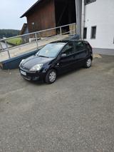 Ford Fiesta 1,4 16V Ghia Ghia - Ford Fiesta aus 2008: Ghia