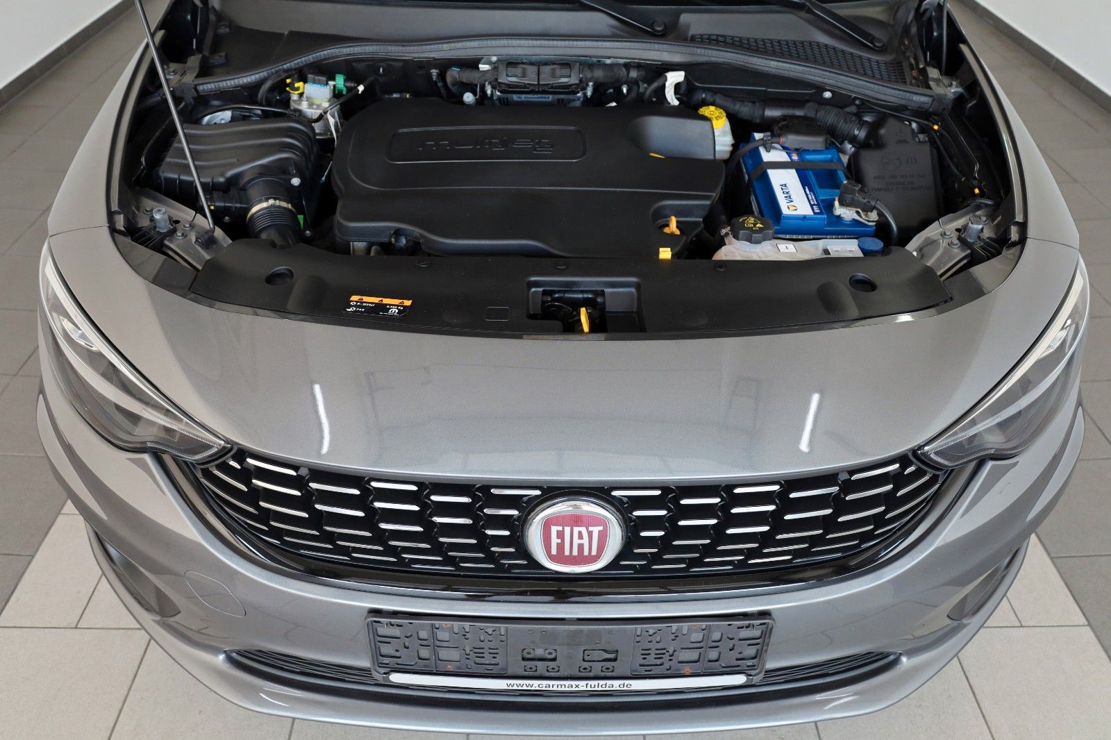 Fahrzeugabbildung Fiat Tipo Lounge Navi,Kamera,SH,PDC,SR+WR