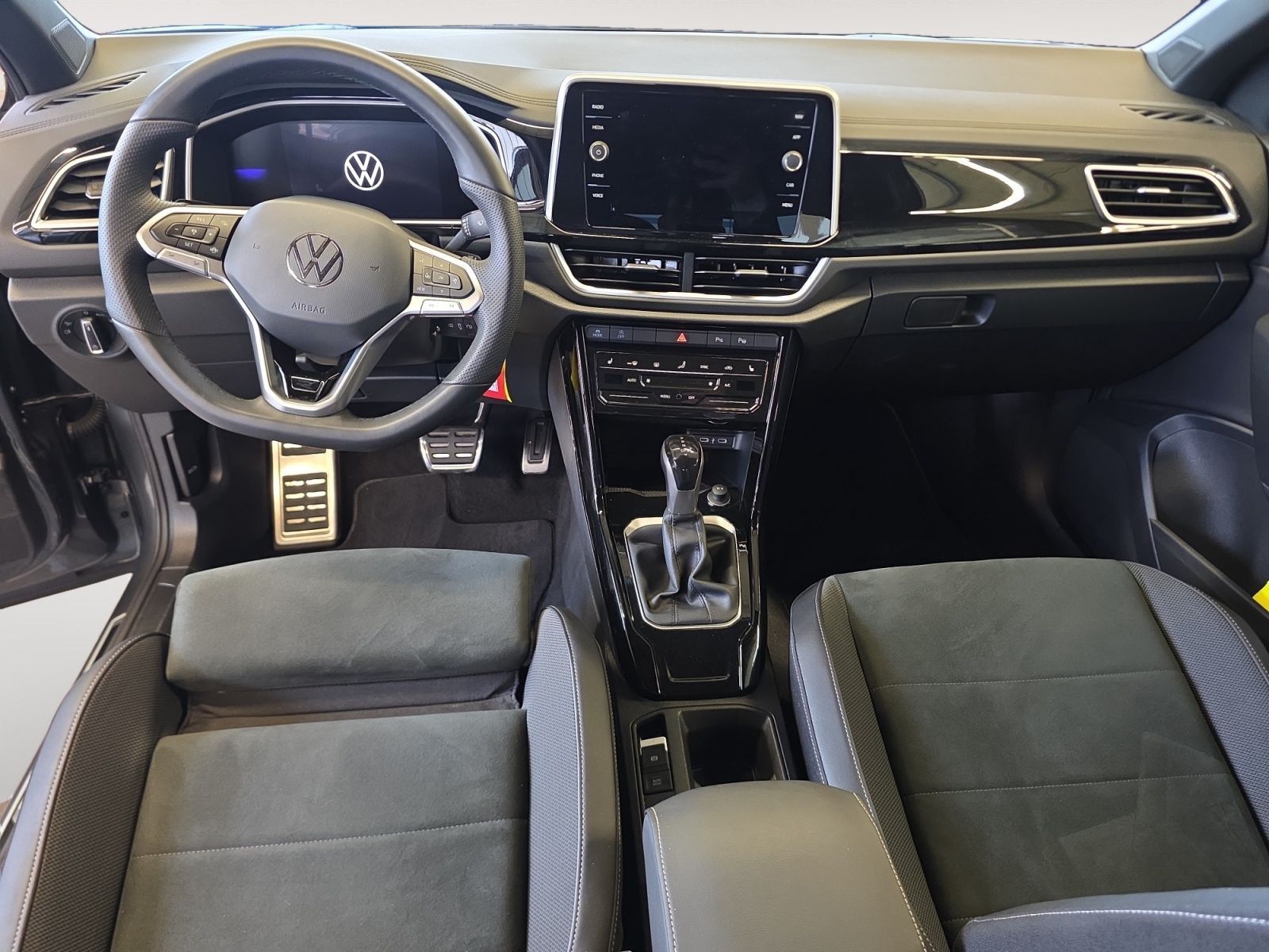 Volkswagen T-Roc - Bild 11