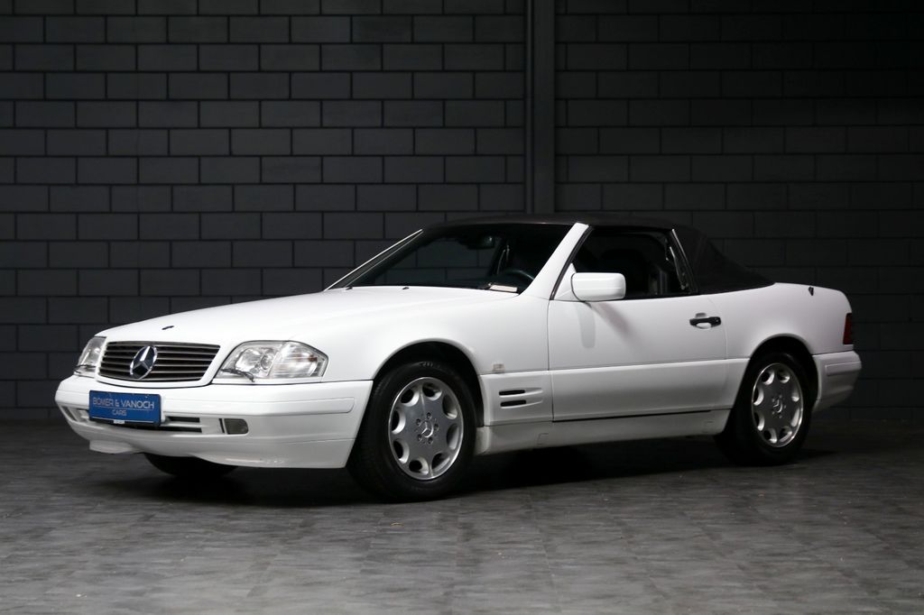 Mercedes-Benz SL 320