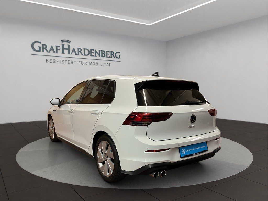 Volkswagen Golf VIII GTD 2.0 TDI DSG ACC Navi LED imagem 3