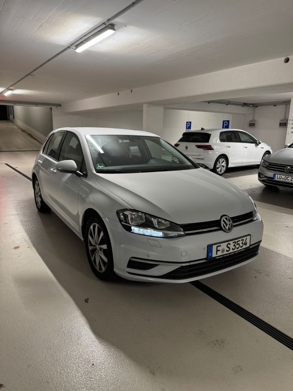 Image of Volkswagen Golf
