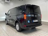 Volkswagen T7 Caravelle LIfe 2.0 TDI AHK LED NAVI KLIMA - Volkswagen Gebrauchtwagen in Bonn