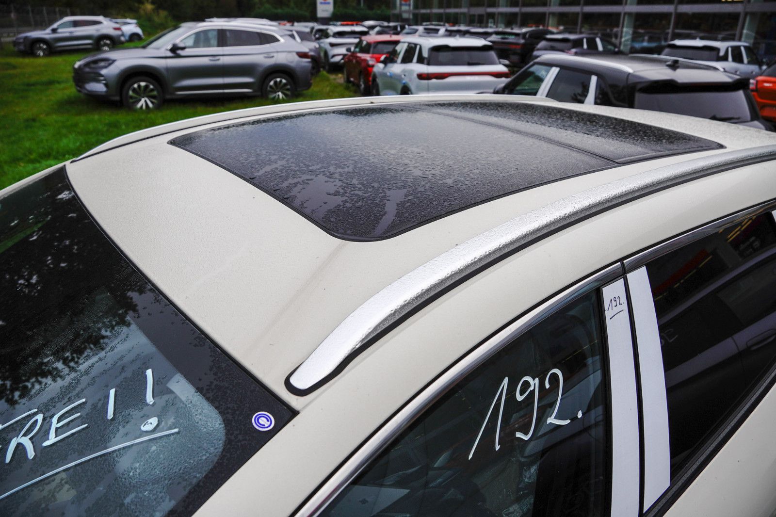 BYD SEAL 6