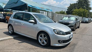 Volkswagen Golf - 1