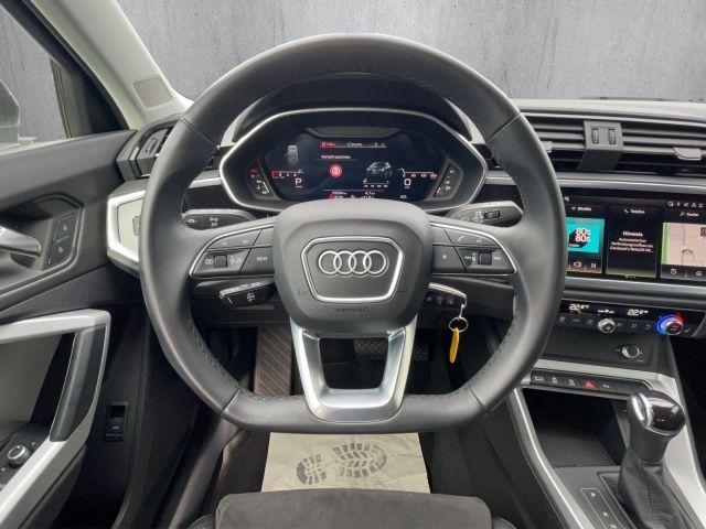 Q3 Sportback 35 1.5 TFSI Bluetooth Navi LED