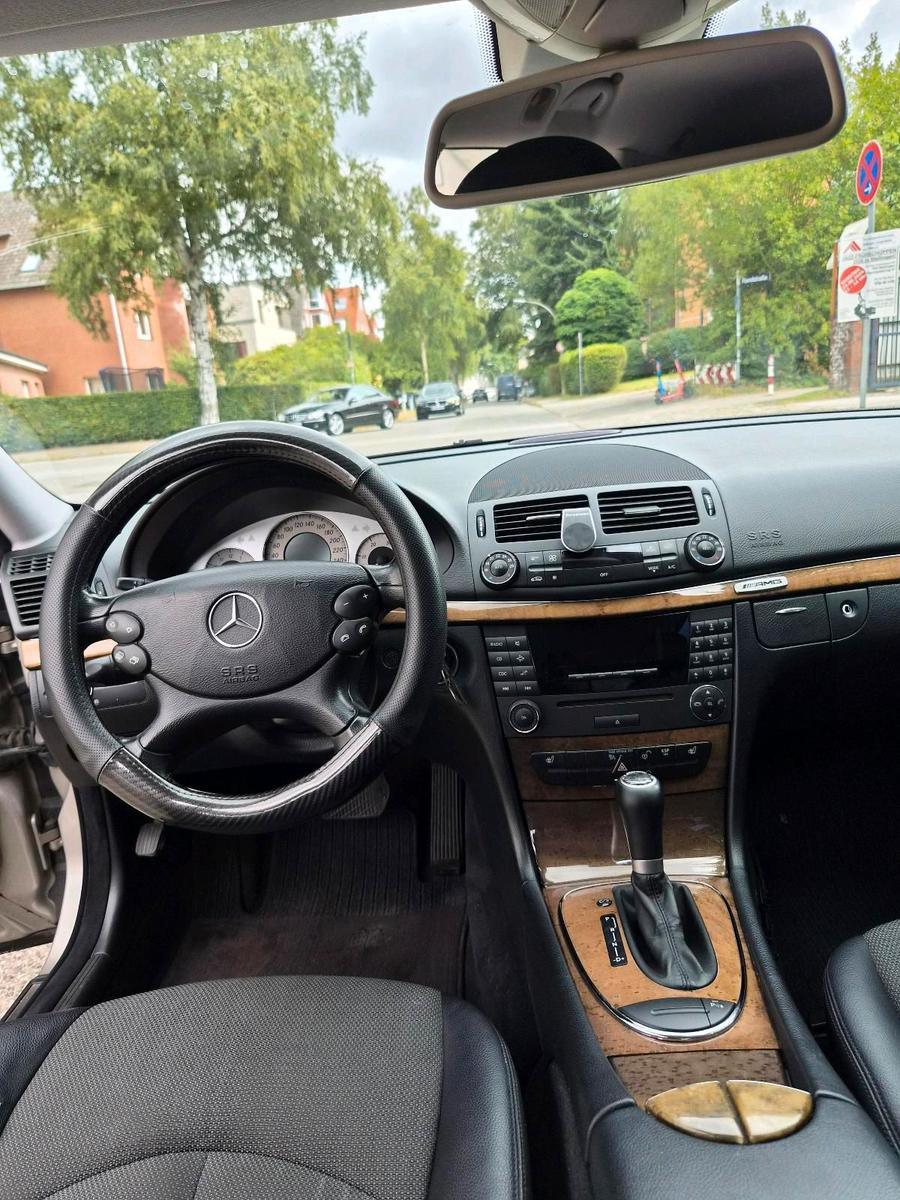 Mercedes-Benz E200 2008 — photo 6