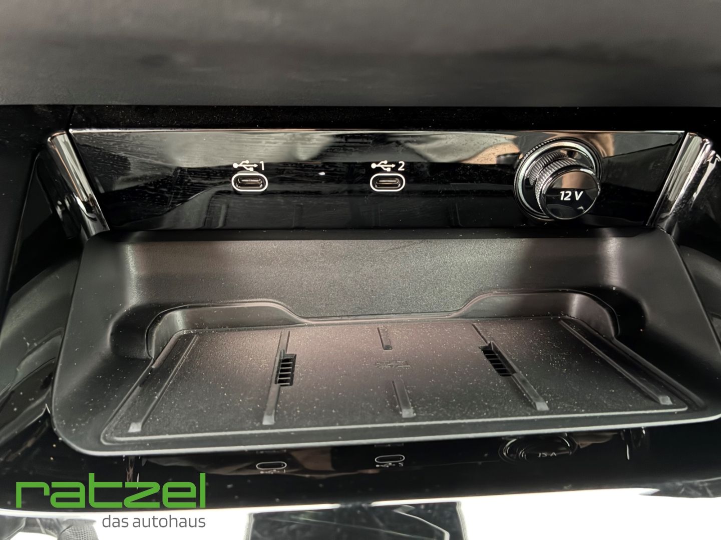 Fahrzeugabbildung Audi S5 quattro Avant S tronic Navi Digitales Cockpit