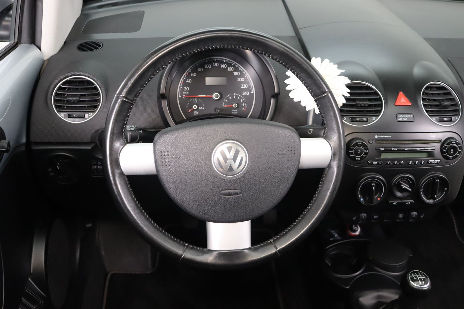 Fahrzeugabbildung Volkswagen New Beetle 1.6 Freestyle Cabriolet * Klima * PDC