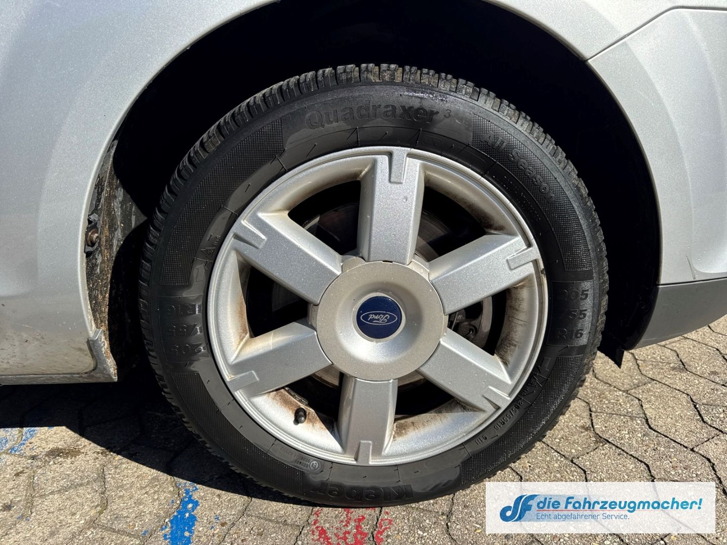 Fahrzeugabbildung Ford Focus Turnier Ghia Xenon Klimaautom *EXPORT