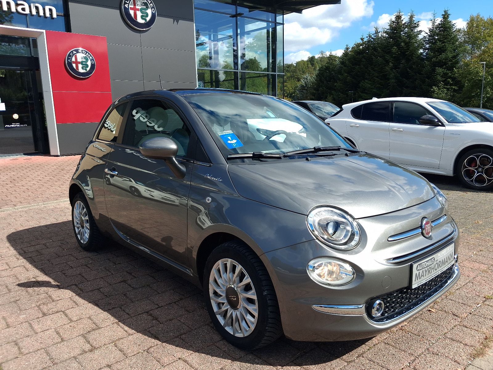 Fahrzeugabbildung Fiat 500 Dolcevita