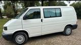 Volkswagen VW T4 2,5TDI/Transporter/TÜV Neu bis 05/2027/Die