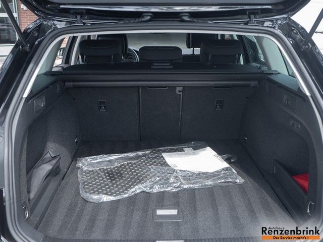 Passat Variant Business TDI DSG AHK Kamera Premi