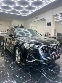 Audi Q3 - 1