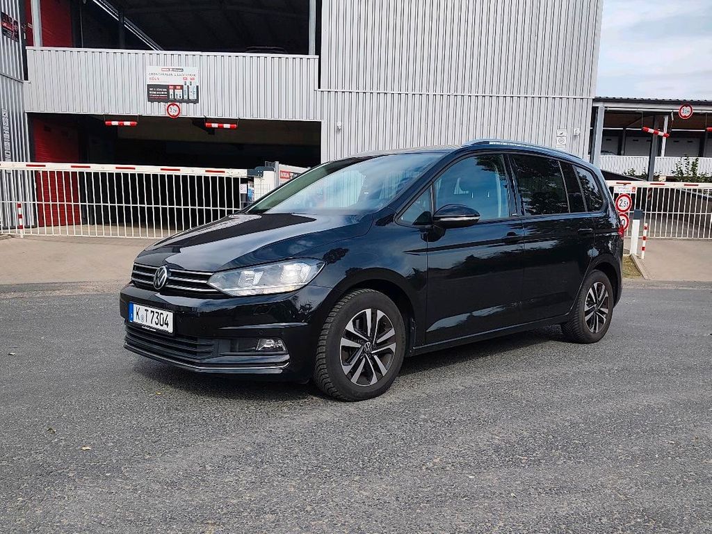 Image of Volkswagen Touran