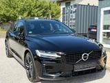 Volvo V60 T8 R Design Recharge AWD RFK 19 Zoll Memory - Volvo: 1.8