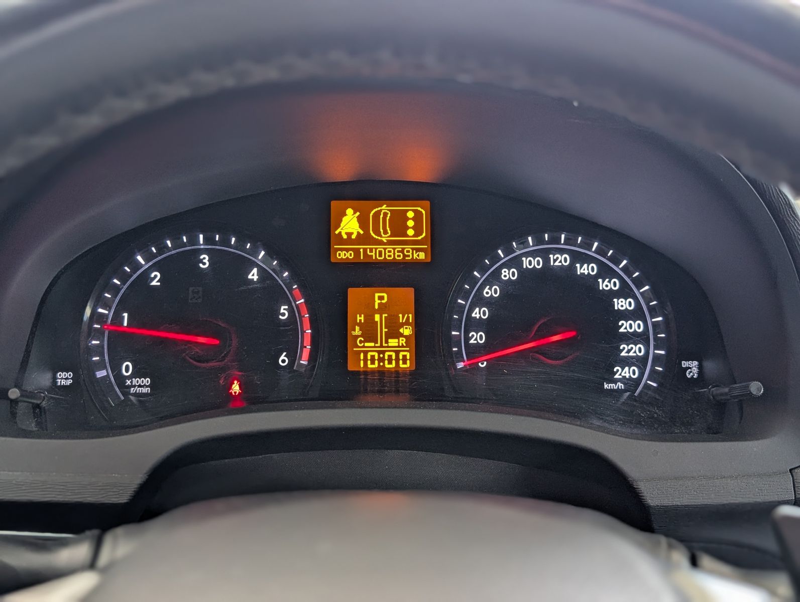 Fahrzeugabbildung Toyota Avensis Life Bi-XENON TEMPOMAT KLIMA KAMERA SHZ