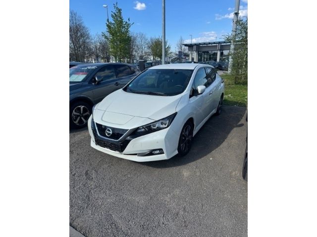 NISSAN Leaf 40 kWh N-Connecta Navi 360 Kamera LED ACC A